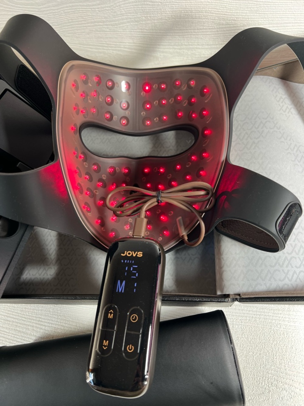 JOVS 4D Laser Black Silicone Skincare Mask - Picture 4 of 15